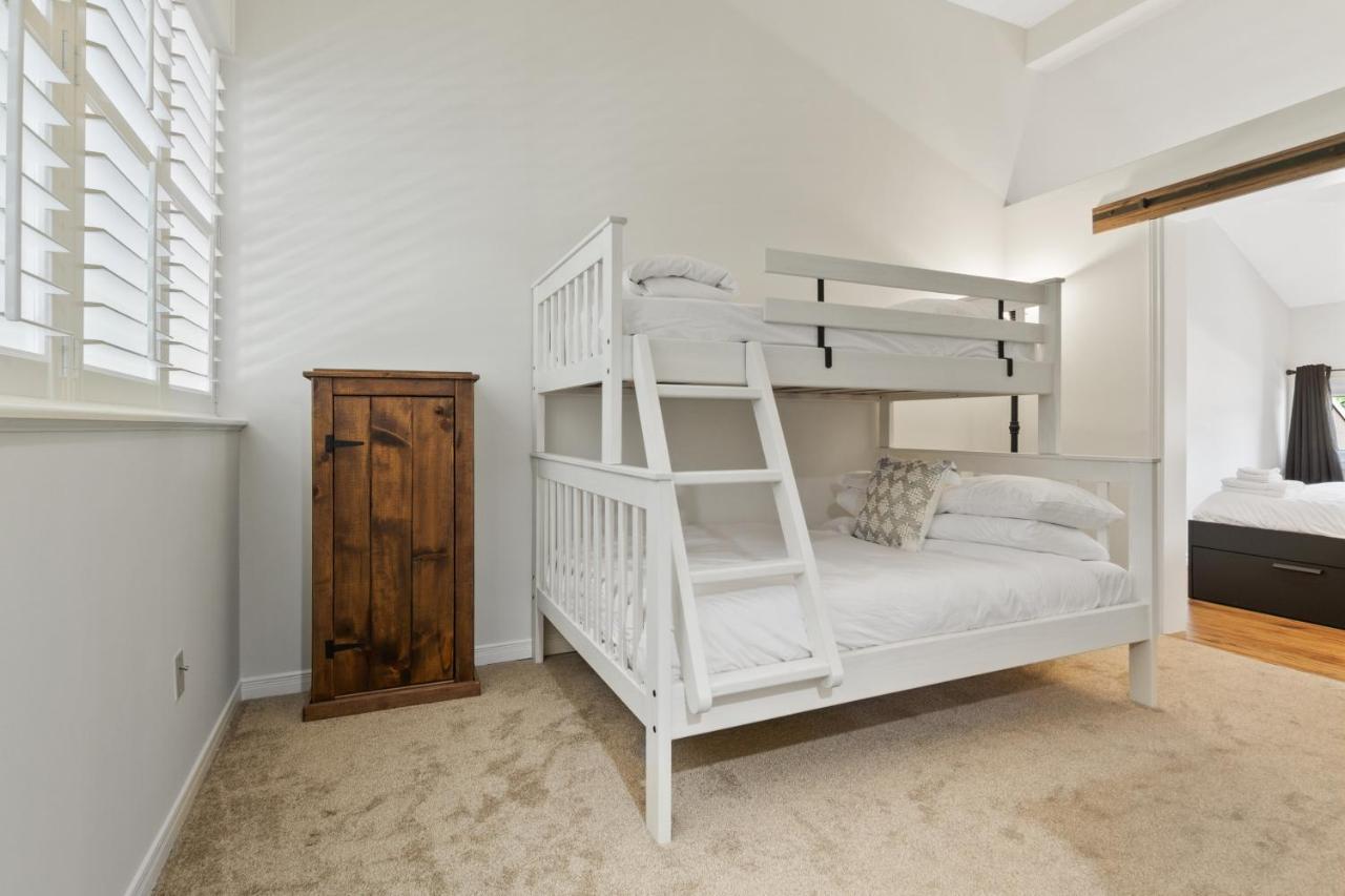 Lovely 3 Bedroom Wintergreen Retreat W Sauna Blue Mountains Exteriör bild